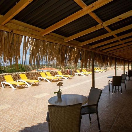 Hillside Resort Bonaire Кралендижк Екстериор снимка