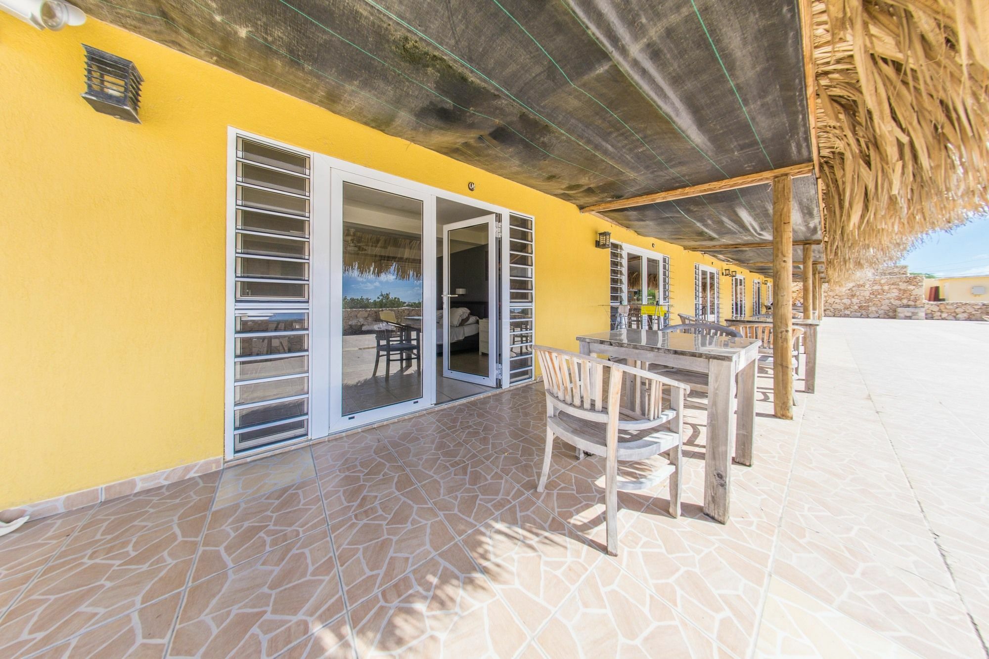 Hillside Resort Bonaire Кралендижк Екстериор снимка