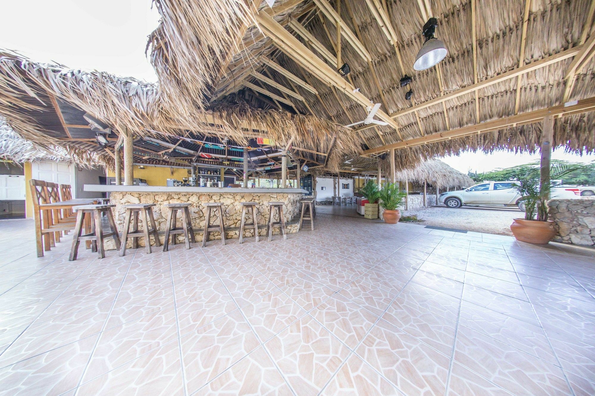 Hillside Resort Bonaire Кралендижк Екстериор снимка