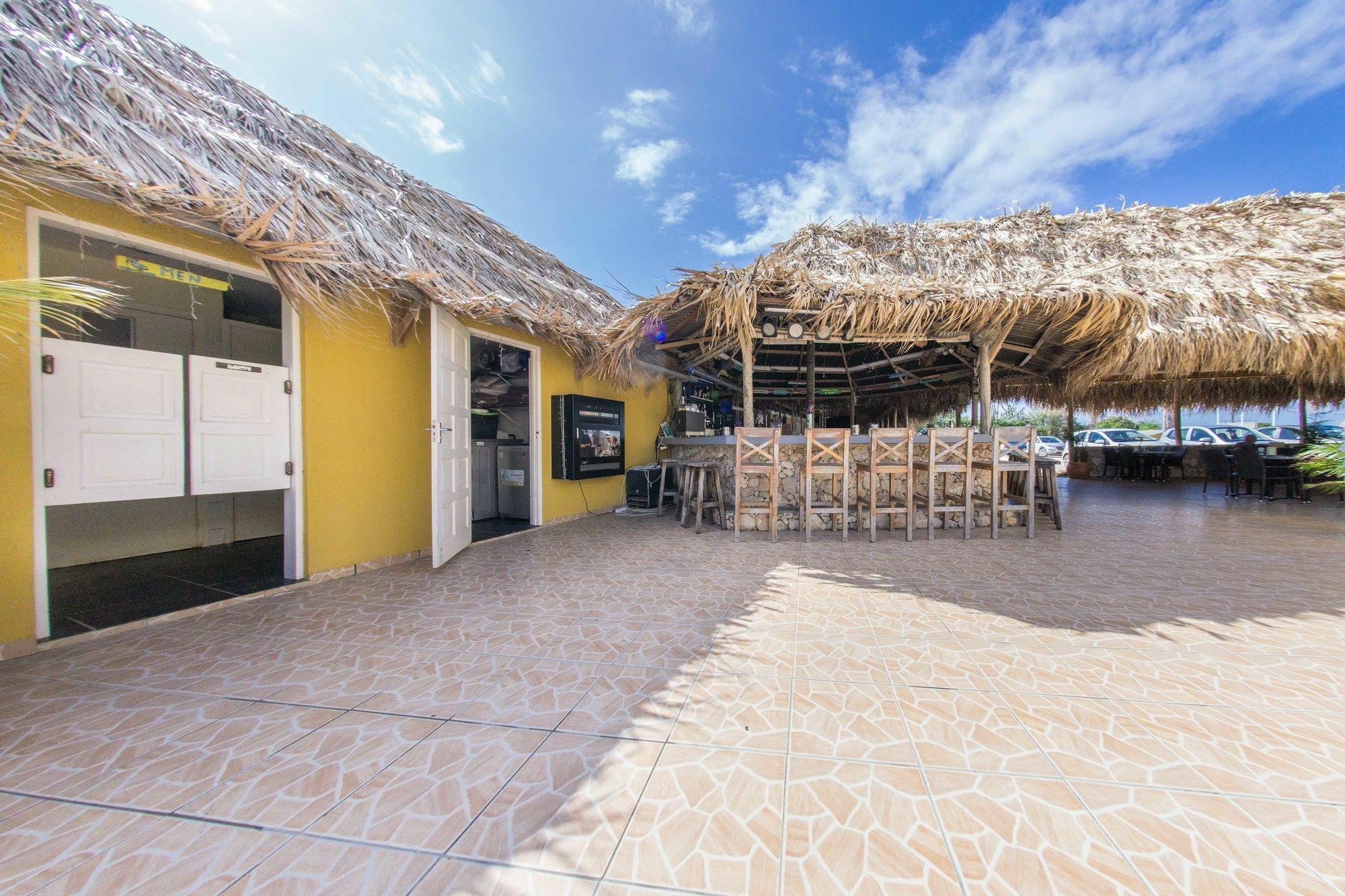 Hillside Resort Bonaire Кралендижк Екстериор снимка