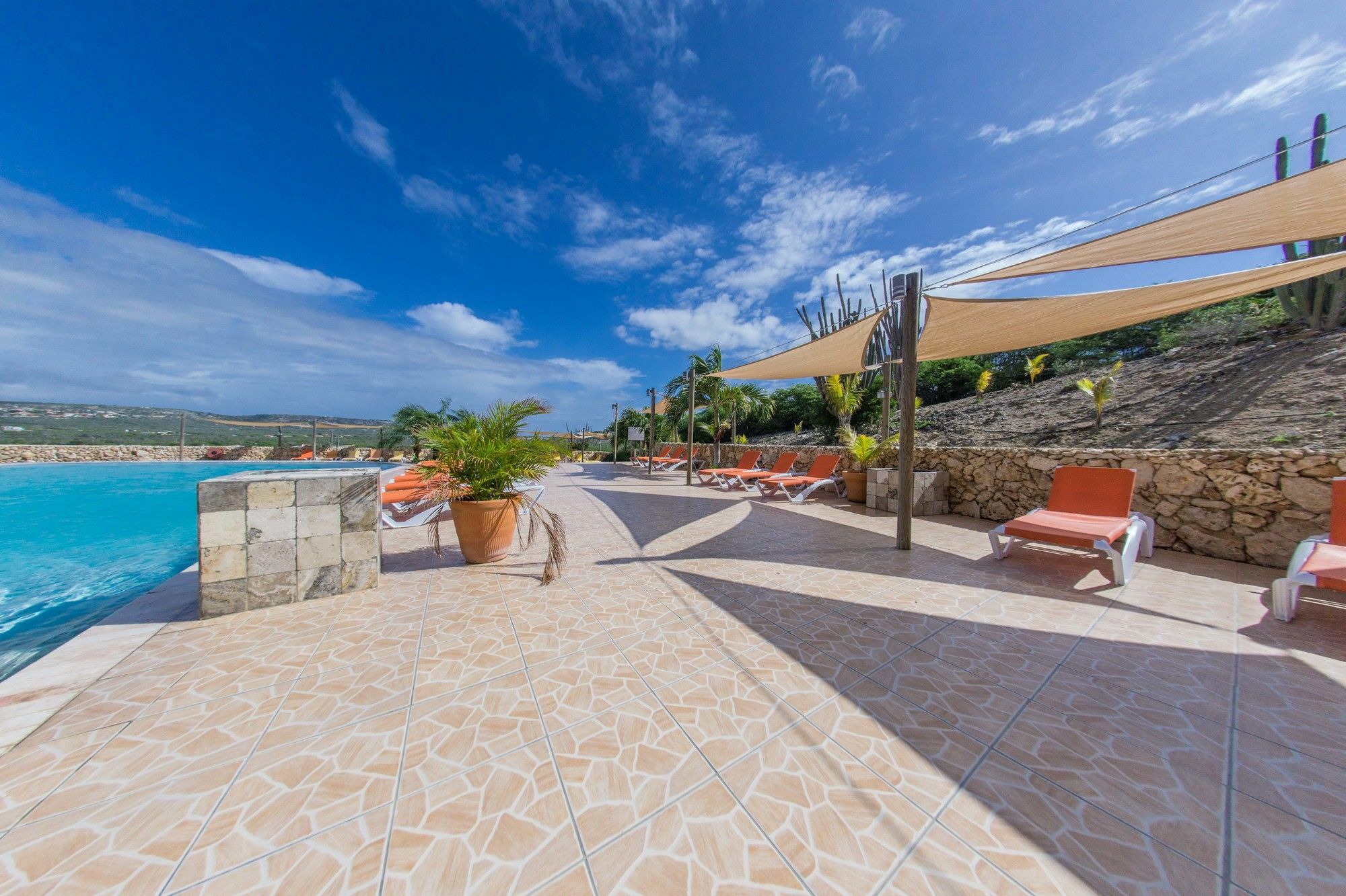 Hillside Resort Bonaire Кралендижк Екстериор снимка