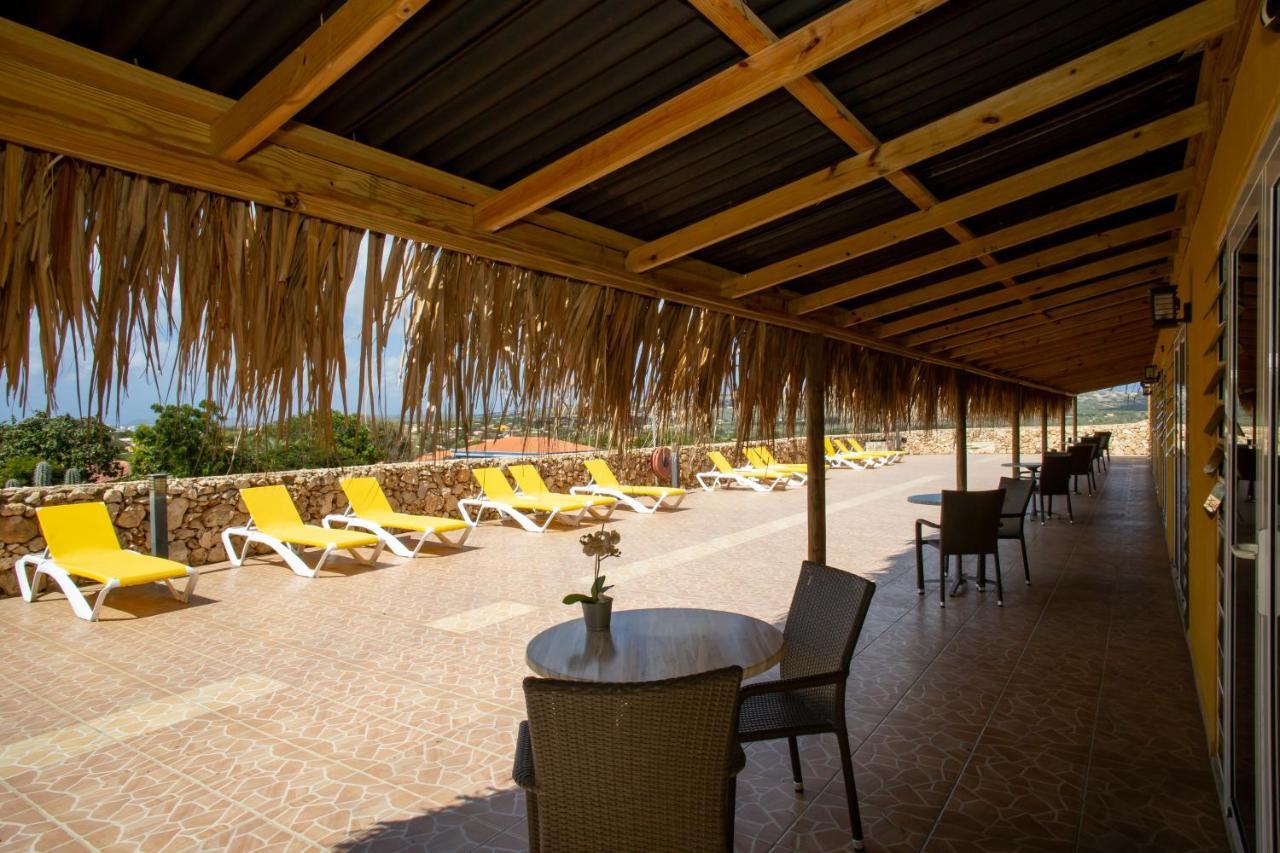 Hillside Resort Bonaire Кралендижк Екстериор снимка