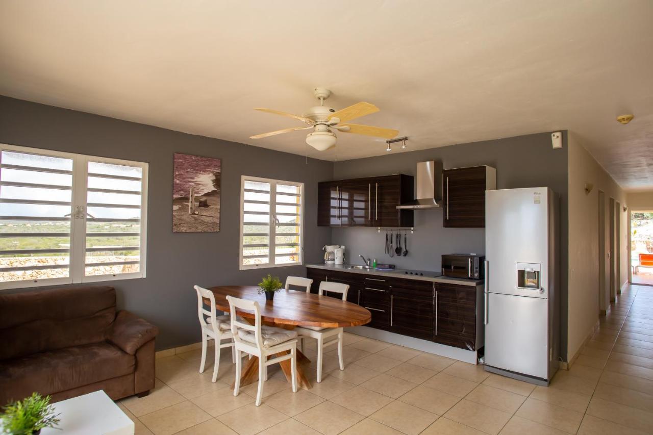 Hillside Resort Bonaire Кралендижк Екстериор снимка